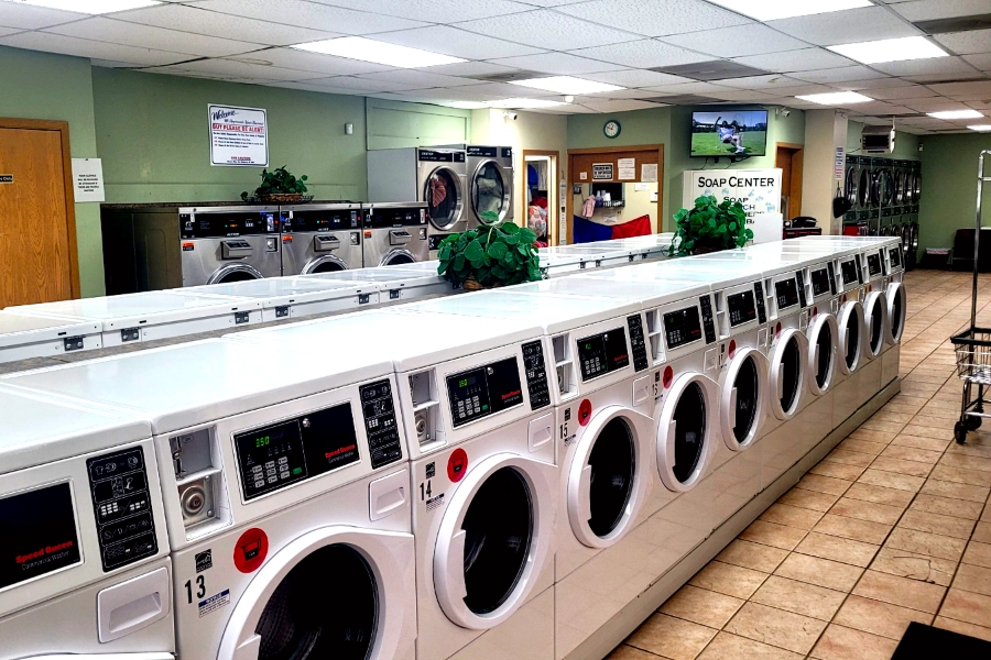 Busy Bubbles Laundry 3 Load Washers