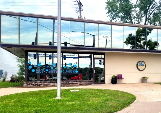 Busy Bubbles Exterior 900X600